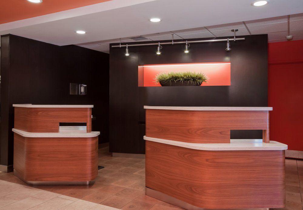 Courtyard By Marriott Palmdale Hotel Buitenkant foto