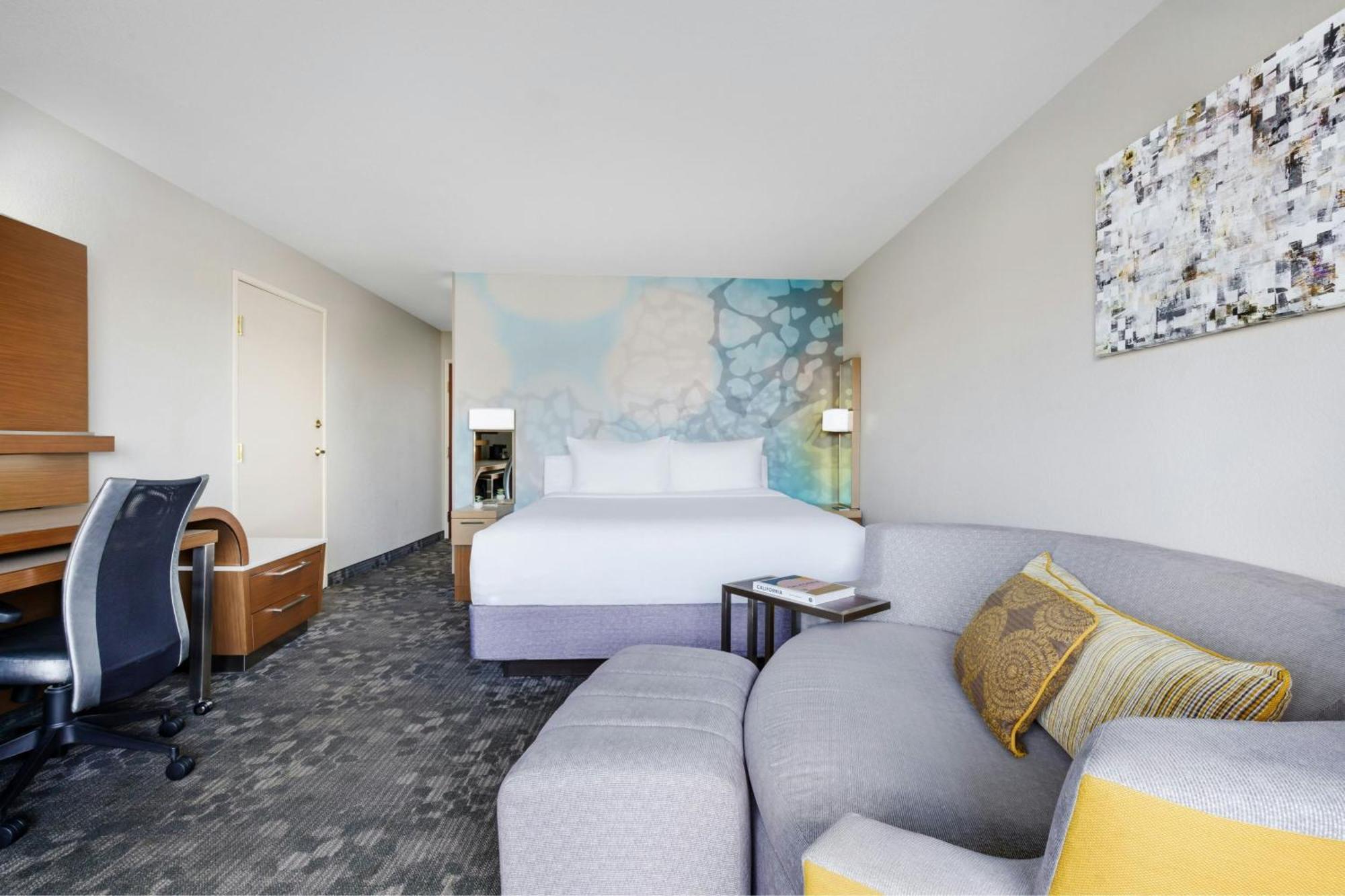 Courtyard By Marriott Palmdale Hotel Buitenkant foto