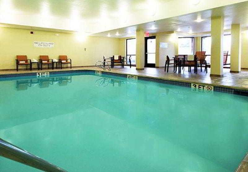 Courtyard By Marriott Palmdale Hotel Buitenkant foto